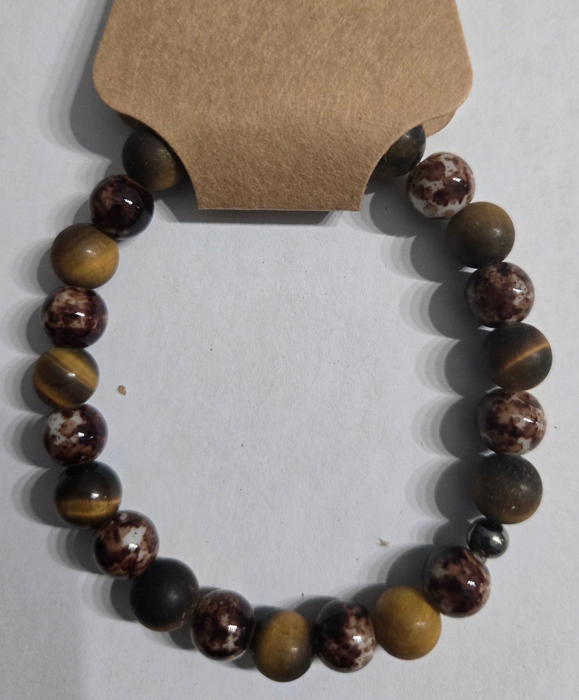 Bracelet with genuine Tiger's Eye beads and multicolored beads.